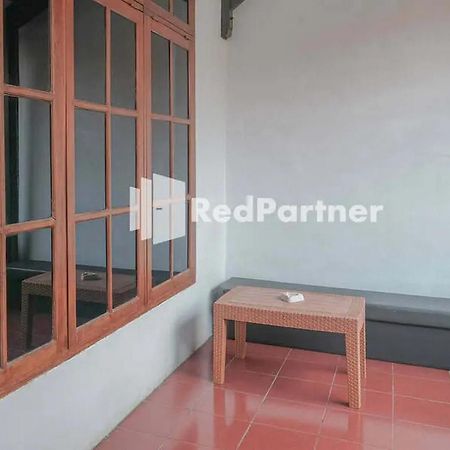 Pondok Damai Guest House Syariah Mitra Reddoorz Cirebon Extérieur photo